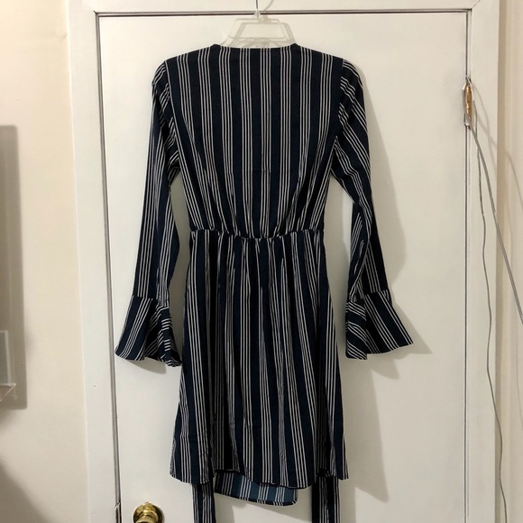 3/$30 Vero Moda Dress - Picture 3 of 4